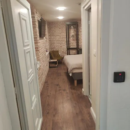 Luxury And Authentic Studio In Split Old Town Guest house Split