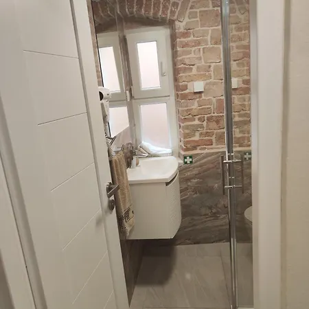 Luxury And Authentic Studio In Split Old Town 3* Split