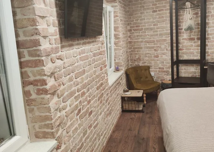 Luxury And Authentic In Old Town 3*