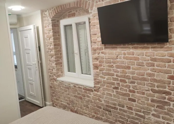 Pensión Luxury And Authentic In Old Town Split