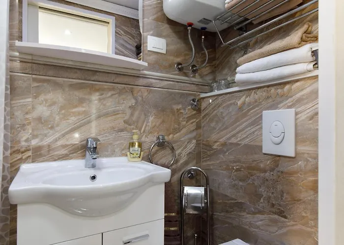 Luxury And Authentic In Old Town 3* Split